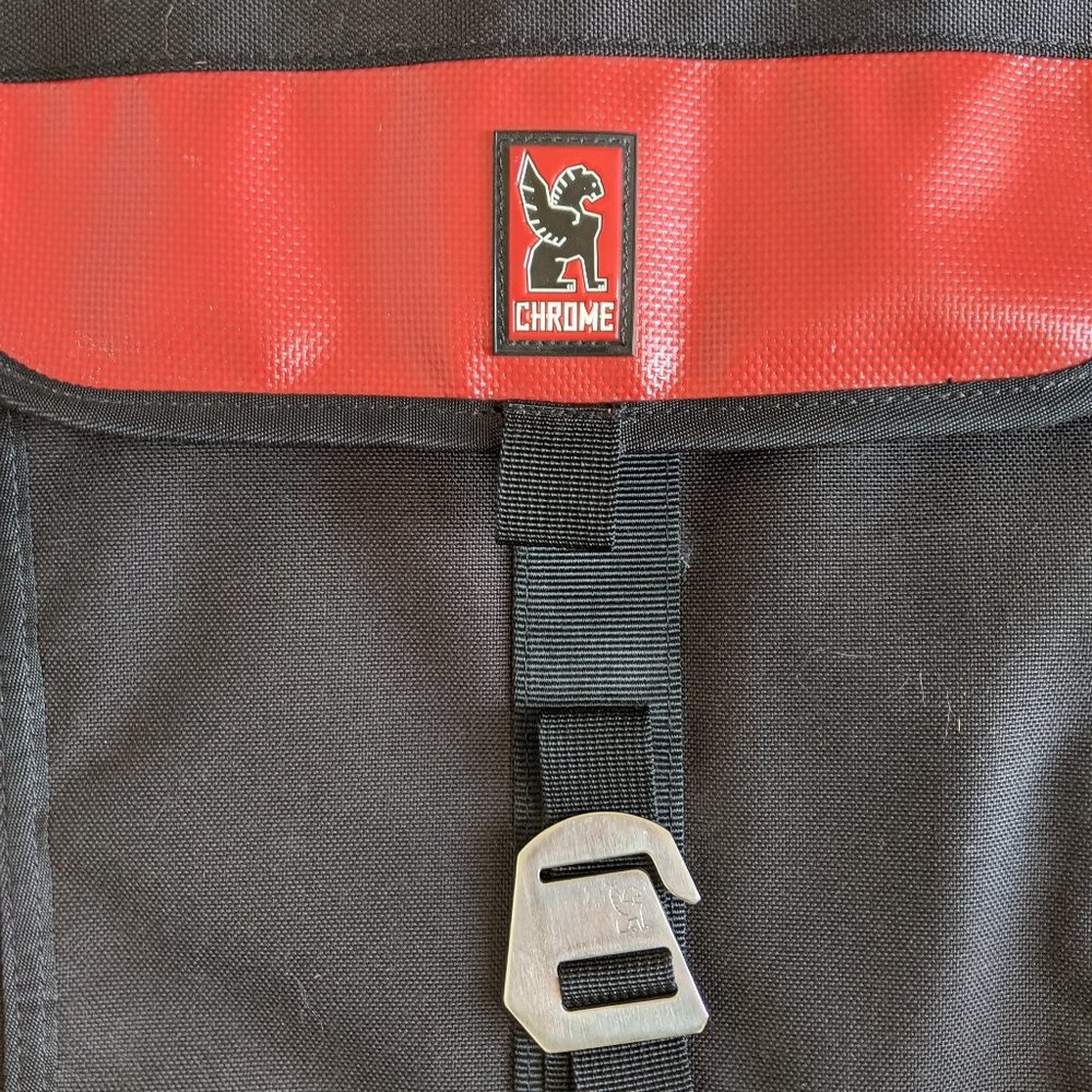 Chrome (brand) Messenger Backpack